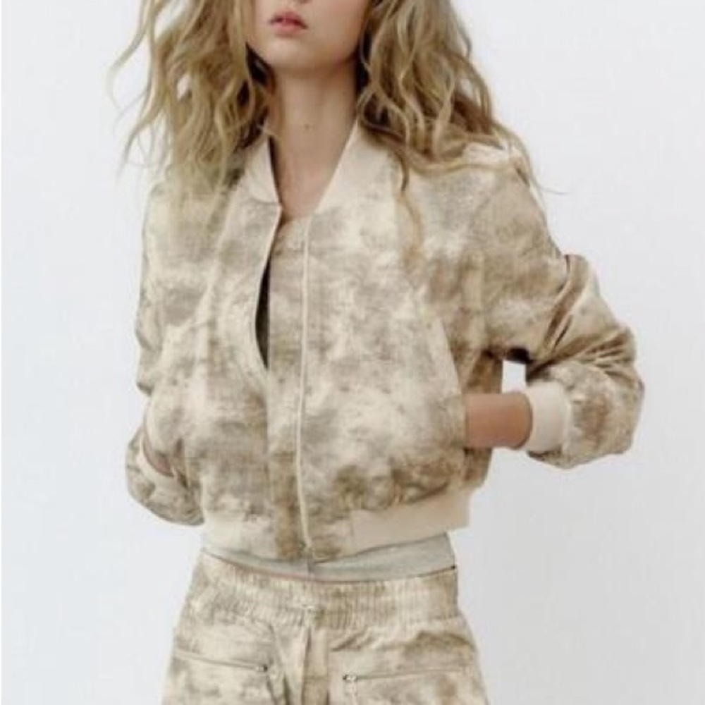 BEIGE BOMBER JACKET BY ZARA - Picture 7 of 11